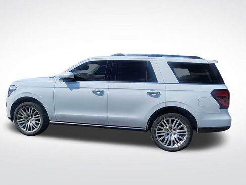 Used 2024 Ford Expedition Limited RWD image 5