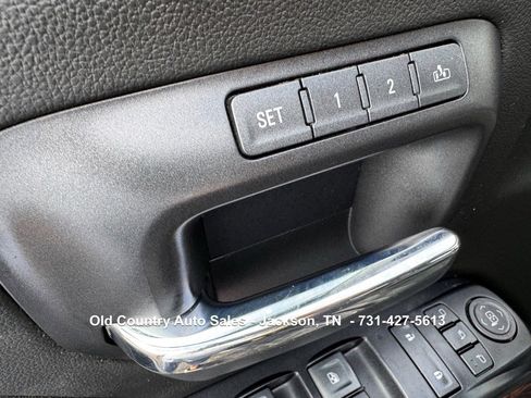 Used 2018 GMC Sierra 1500 SLT image 32