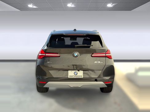 Used 2026 BMW X3 xDrive30 w/ Premium Package image 9