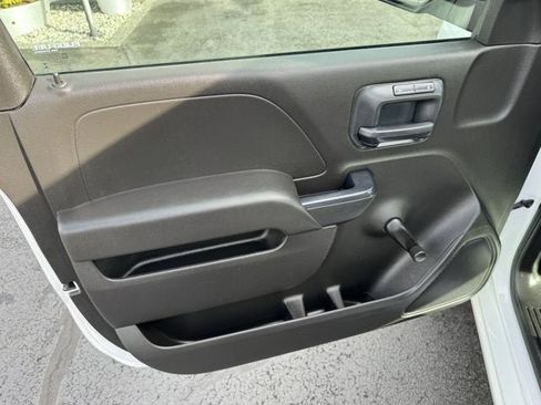 Used 2017 Chevrolet Silverado 1500 W/T image 17