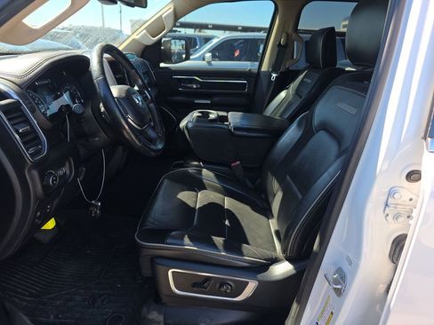 Used 2019 RAM 1500 Laramie image 12