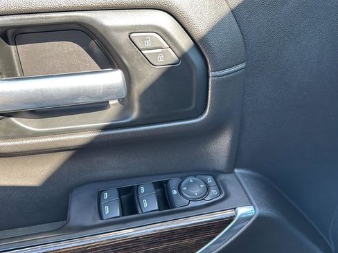 Used 2019 GMC Sierra 1500 Elevation image 12