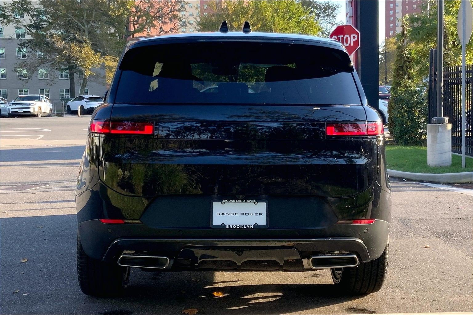 New 2027 Land Rover Range Rover Sport SE AWD/4WD image 4