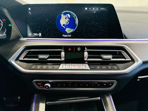 Used 2021 BMW X5 xDrive40i w/ M Sport Package image 28