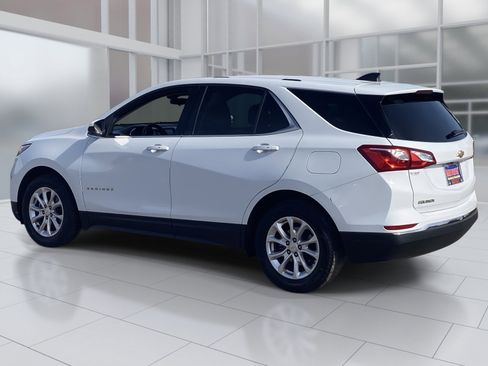 Used 2018 Chevrolet Equinox LT image 4