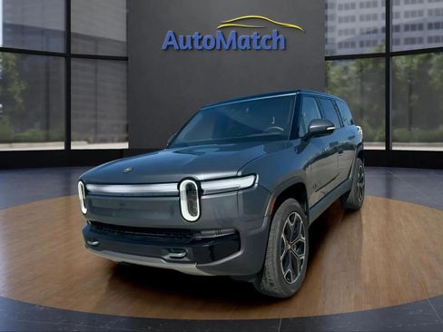 Used 2025 Rivian R1S Adventure AWD/4WD image 3