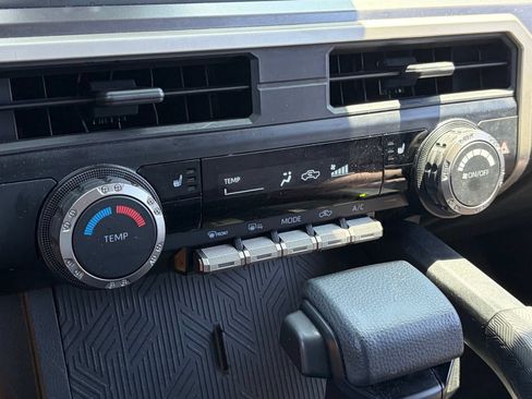 Used 2025 Toyota Tacoma SR5 RWD image 9