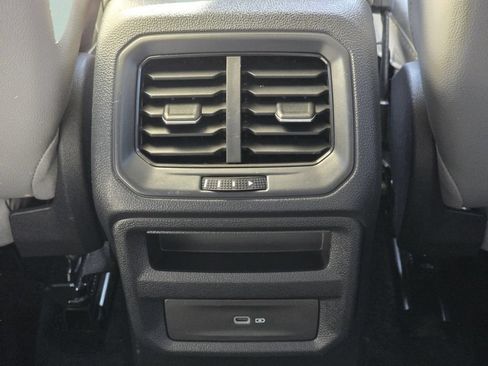 Used 2022 Volkswagen Taos SE w/ IQ.Drive SE Package AWD/4WD image 30