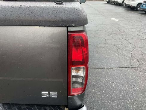 Used 2008 Nissan Frontier SE w/ SE Value Truck Pkg image 17