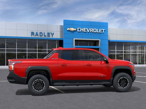 New 2026 Chevrolet Silverado EV Trail Boss image 5