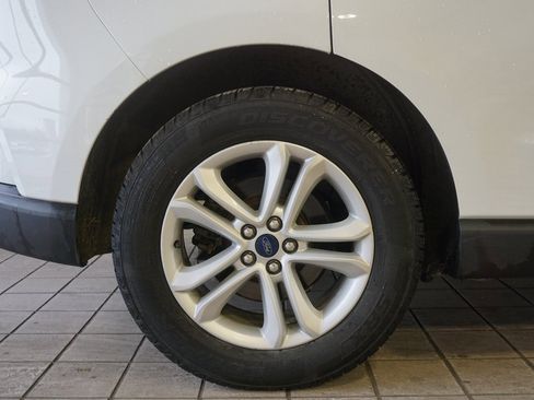 Used 2020 Ford Edge SEL w/ Convenience Package image 25