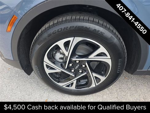 New 2026 Lincoln Nautilus Premier w/ Equipment Group 102A image 8