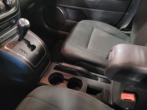 Used 2014 Jeep Patriot Sport w/ Power Value Group FWD image 26