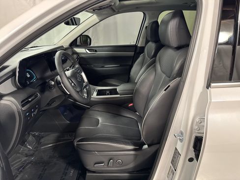 Used 2023 Hyundai Palisade XRT AWD/4WD image 3