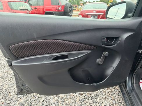 Used 2007 Toyota Yaris S FWD image 14