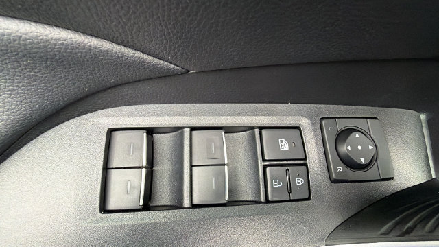 Used 2022 Toyota RAV4 XLE Premium FWD image 16