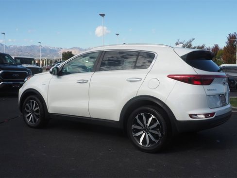 Used 2019 Kia Sportage EX image 7