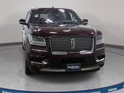 Used 2020 Lincoln Navigator L Reserve w/ Luxury Package AWD/4WD image 3