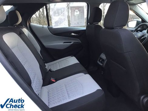 Used 2024 Chevrolet Equinox LS image 15