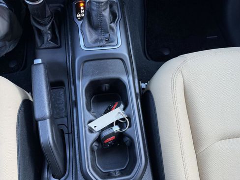 Used 2020 Jeep Wrangler Unlimited Sport image 16