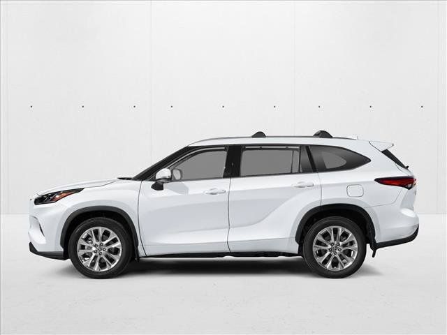New 2026 Toyota Highlander Limited AWD/4WD image 3
