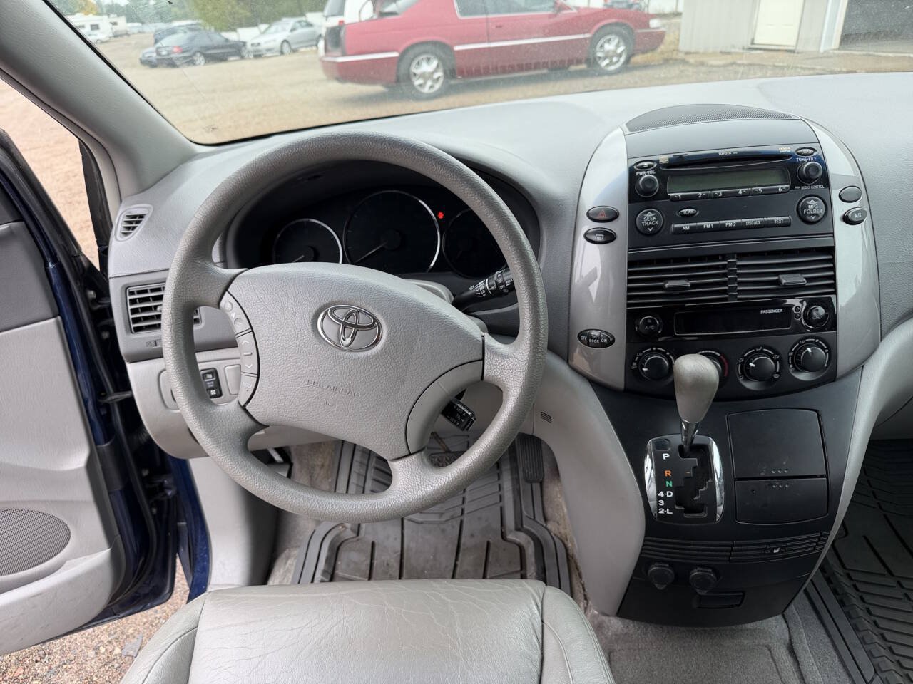 Used 2006 Toyota Sienna LE w/ LE Pkg 4 FWD image 27
