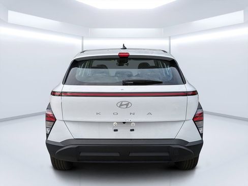 New 2026 Hyundai Kona SE FWD image 7