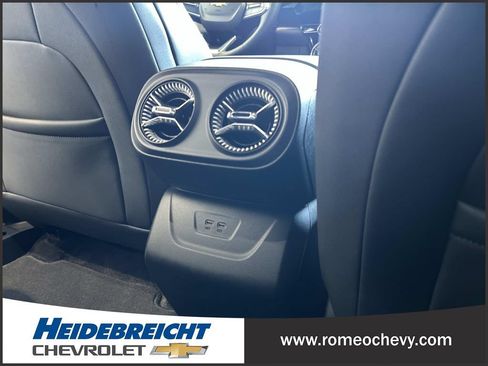 Used 2024 Chevrolet Blazer EV LT AWD/4WD image 17