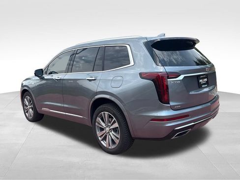 Used 2022 Cadillac XT6 Premium Luxury AWD/4WD image 7