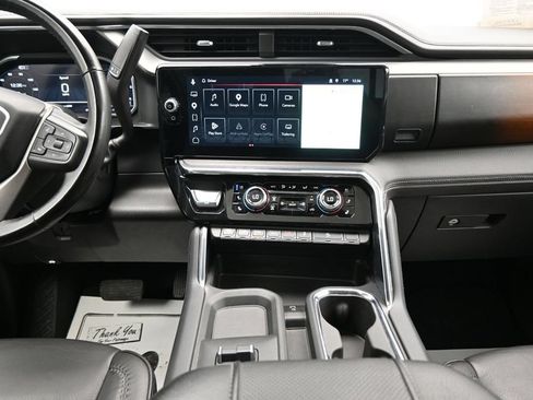 Used 2024 GMC Sierra 2500 Denali w/ Denali Reserve Package AWD/4WD image 21