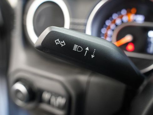 Used 2019 Jeep Wrangler Unlimited Sahara w/ Quick Order Package 24M Moab image 14