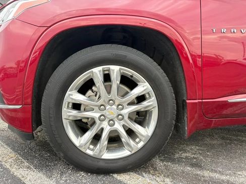 Used 2019 Chevrolet Traverse High Country w/ LPO, Floor Liner Package AWD/4WD image 31