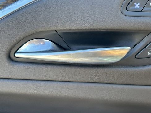 Used 2021 Cadillac Escalade Sport w/ Driver Assist Tech Package image 32