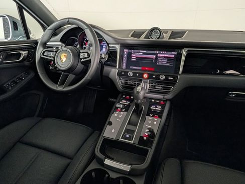 New 2026 Porsche Macan AWD/4WD image 22