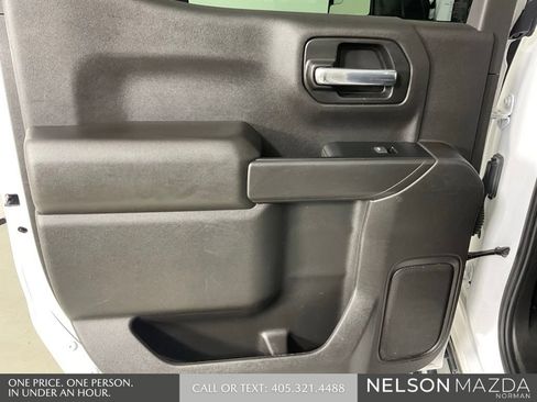 Used 2022 Chevrolet Silverado 1500 LT AWD/4WD image 19