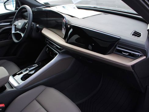 New 2025 Audi Q5 Premium Plus image 46