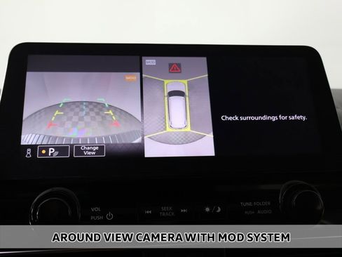 Used 2023 Nissan Armada SL image 6