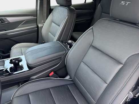 New 2026 Buick Enclave Sport Touring w/ Power Package FWD image 20