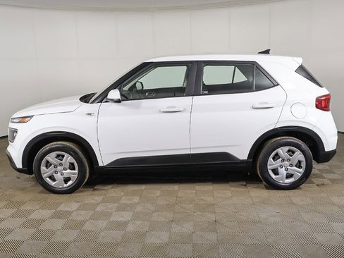 Used 2020 Hyundai Venue SE image 10