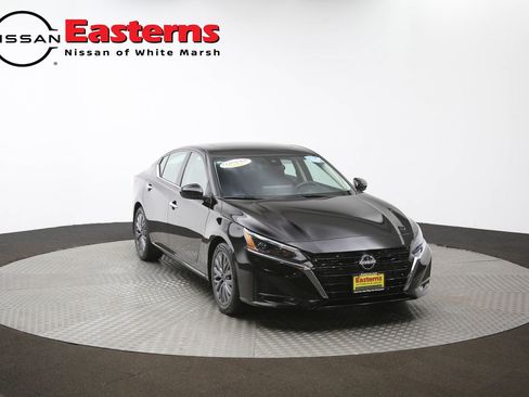 Used 2023 Nissan Altima 2.5 SV w/ SV Premium Package FWD image 53
