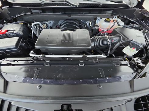 Used 2024 Cadillac Escalade ESV Sport Platinum w/ LPO, ONYX Package image 31