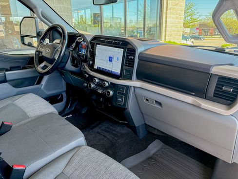 Used 2022 Ford F150 XLT w/ Equipment Group 302A High AWD/4WD image 19