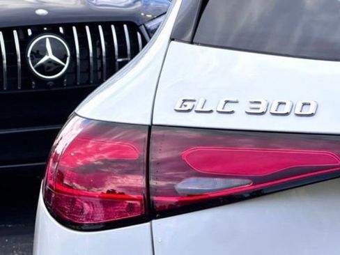 Certified 2026 Mercedes-Benz GLC 300 4MATIC image 11