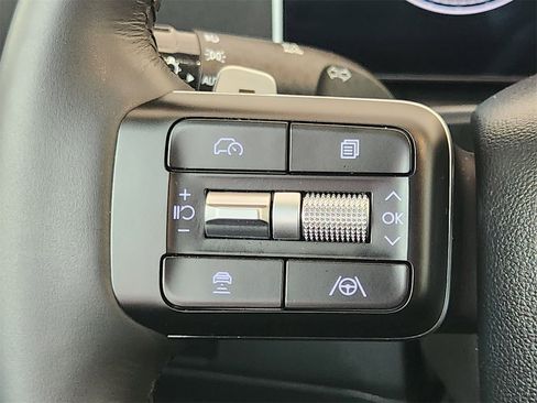 Used 2025 Hyundai Santa Fe SEL image 27