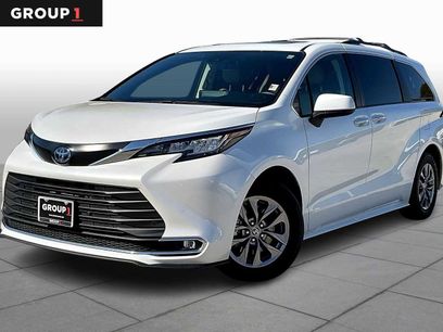 Used 2023 Toyota Sienna XLE