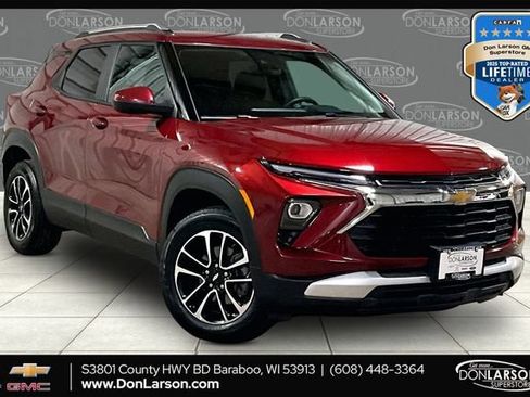 Certified 2025 Chevrolet TrailBlazer LT w/ LT Cold Weather Package AWD/4WD image 1