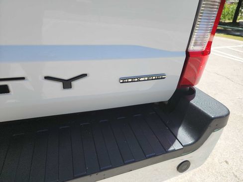 Used 2019 Ford F250 Lariat w/ Lariat Value Package AWD/4WD image 8