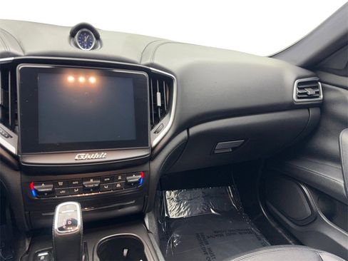 Used 2019 Maserati Ghibli image 54