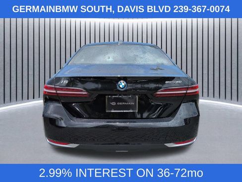Used 2024 BMW i5 eDrive40i w/ Premium Package RWD image 6