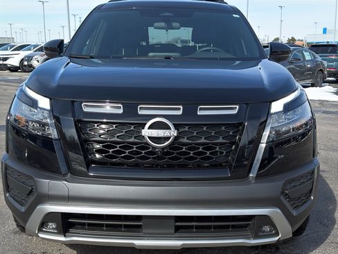 Certified 2025 Nissan Pathfinder Rock Creek image 3